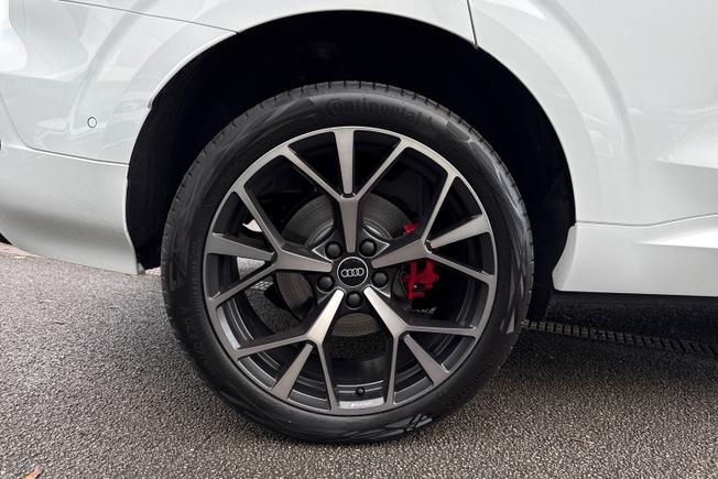AUDI Q3 Photo 5