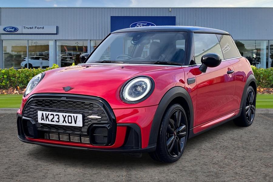 MINI Hatch Photo autoimg-61675fb50b9781fc9f0c6981942e20ce4b115b8f.jpg