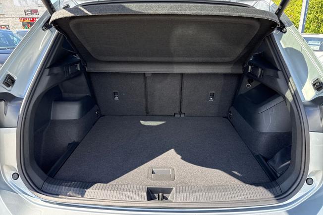 VOLKSWAGEN Tiguan Photo 12