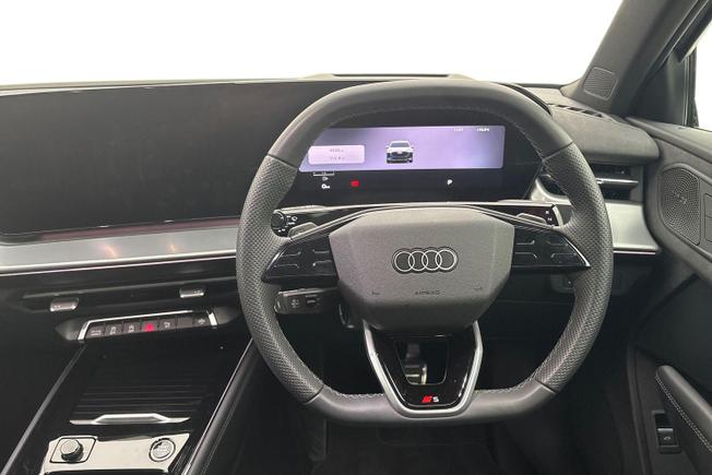 AUDI Q3 Photo 11