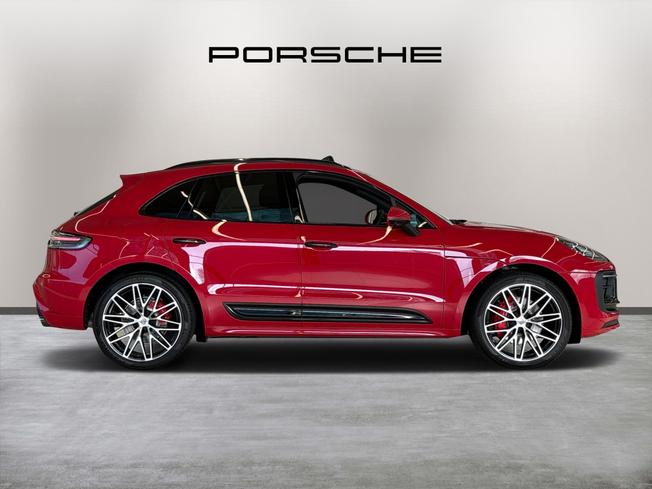PORSCHE Macan Photo 8