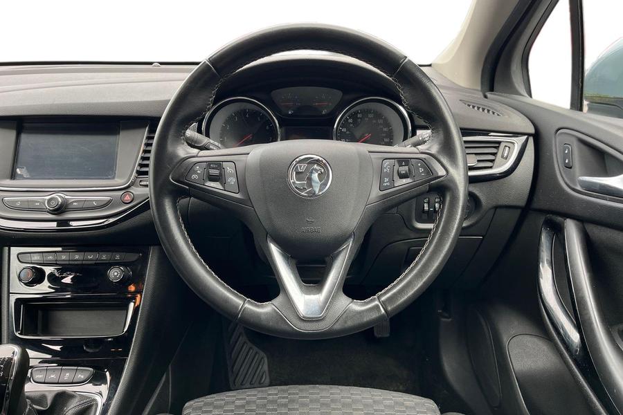Vauxhall ASTRA Photo autoimg-616fc5ce1e5f8d56511795fdd54c4c5277f96b4b.jpg