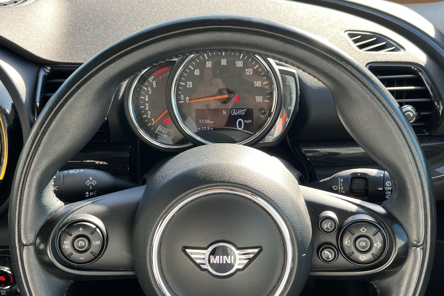 MINI CLUBMAN Photo 11