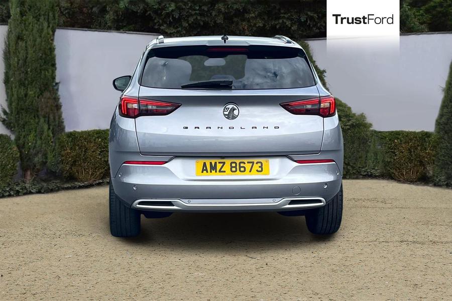 Vauxhall GRANDLAND Photo autoimg-6172a4bad2385854d009aed288736076e4a8621f.jpg