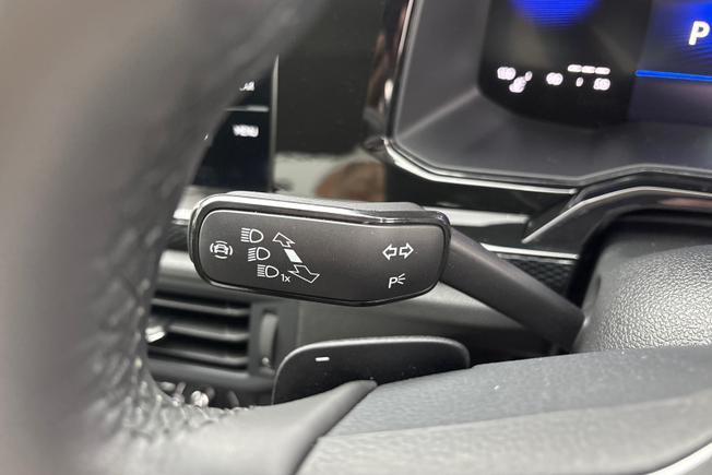 VOLKSWAGEN TAIGO Photo 22