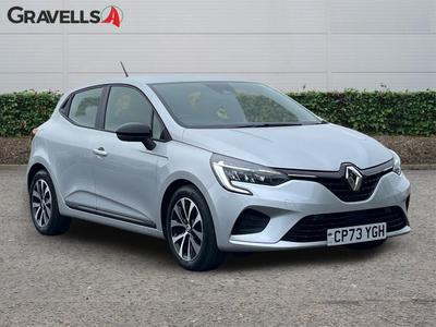 Used 2023 Renault CLIO 1.0 TCe Evolution Hatchback 5dr Petrol Manual Euro 6 (s/s) (90 ps) Silver at Gravells