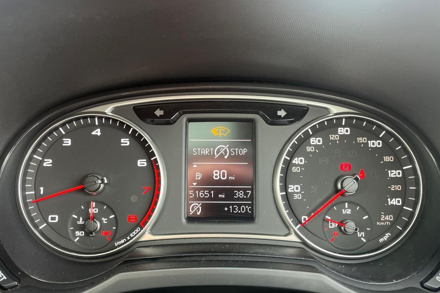 Audi A1 Photo autoimg-617c9b736aeed4c66d6f0f20189de1ec42ef63be.jpg