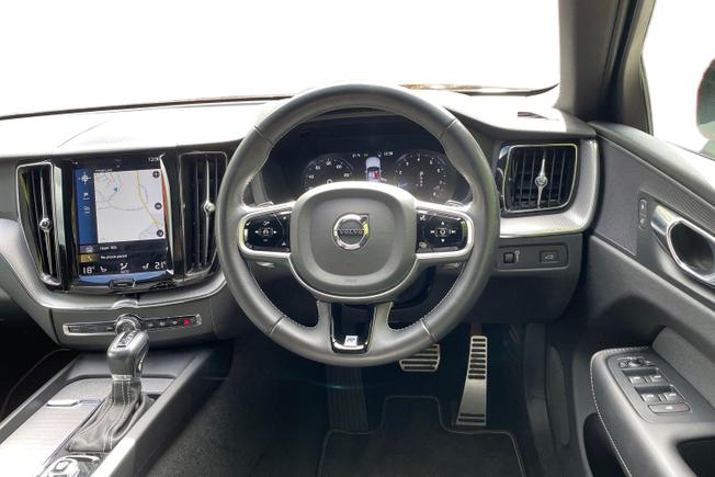 VOLVO XC60 Photo 11