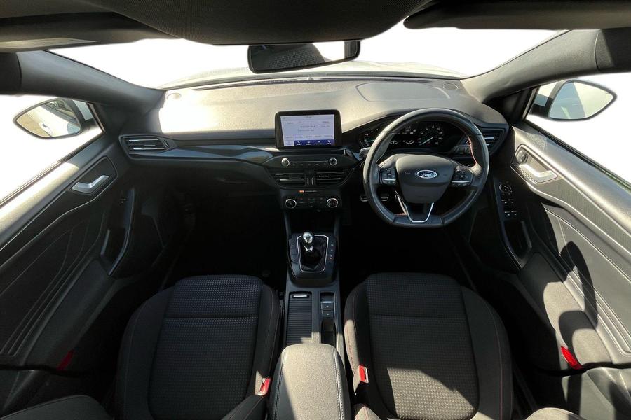 Ford FOCUS Photo autoimg-617e3686d3e0ba8ddb9511271bcb5df290411cfe.jpg