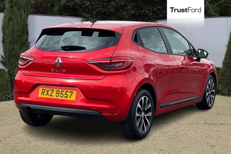 Renault CLIO Photo autoimg-6180e64b75a35792ed8ab20d79279edc227371b9.jpg