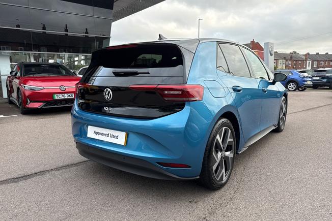 VOLKSWAGEN ID.3 Photo 24