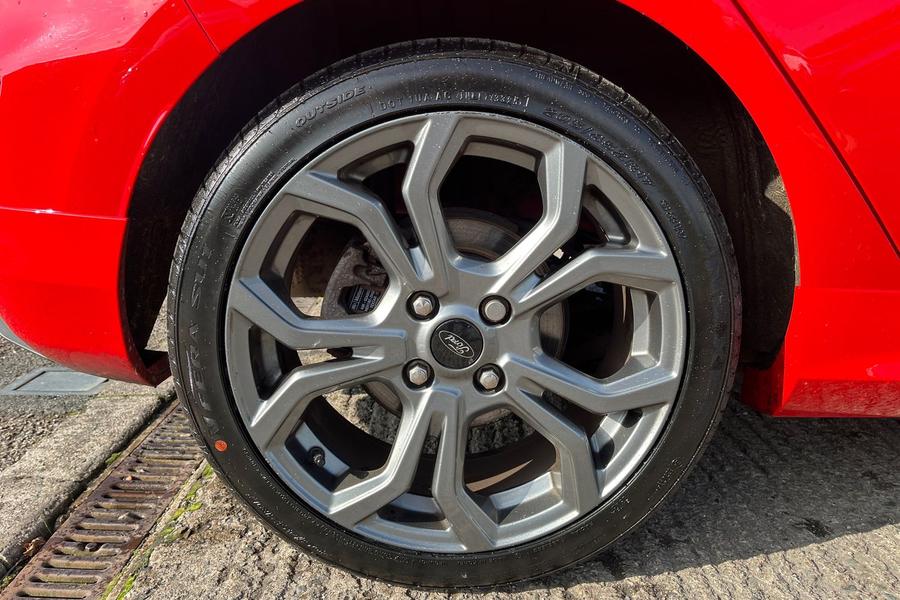 Ford FIESTA Photo autoimg-6186a5fbd253de3b5a42577d06d6ce199fdc2191.jpg