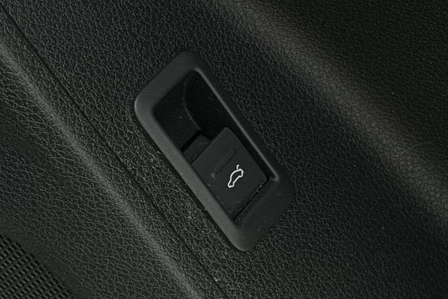 AUDI Q3 Photo 29