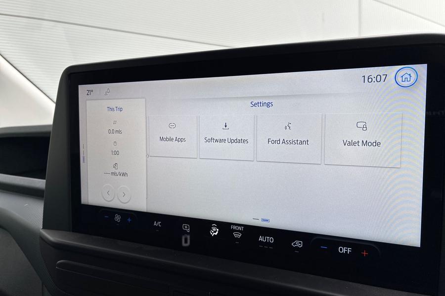 Ford E-TRANSIT CUSTOM Photo autoimg-618c5524f8f49cc8678522ab5163516e9d444c6d.jpg