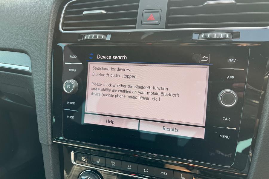 Volkswagen Golf Photo autoimg-61925e153843de37dca39325c1ff20a0f93c1a69.jpg
