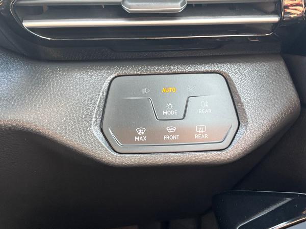 Volkswagen ID.4 Photo autoimg-6196fa8ccad4ec66678ebe0461124db359cd2b3e.jpg