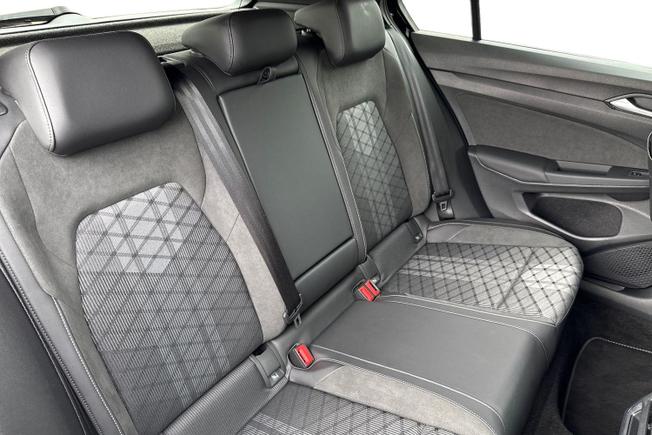 VOLKSWAGEN Golf Photo 9