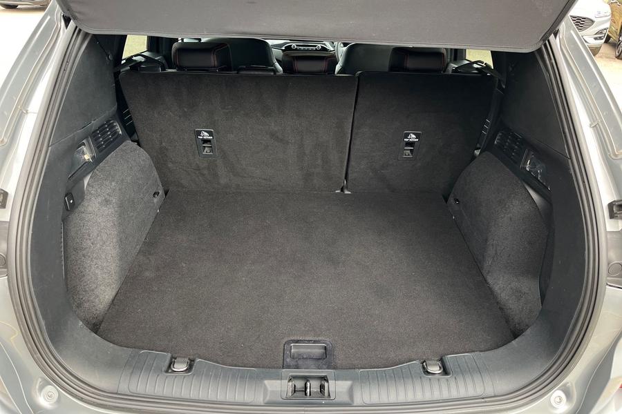 Ford Kuga Photo autoimg-6199f09fbb060b9656609c3d8abaa8451c768e41.jpg