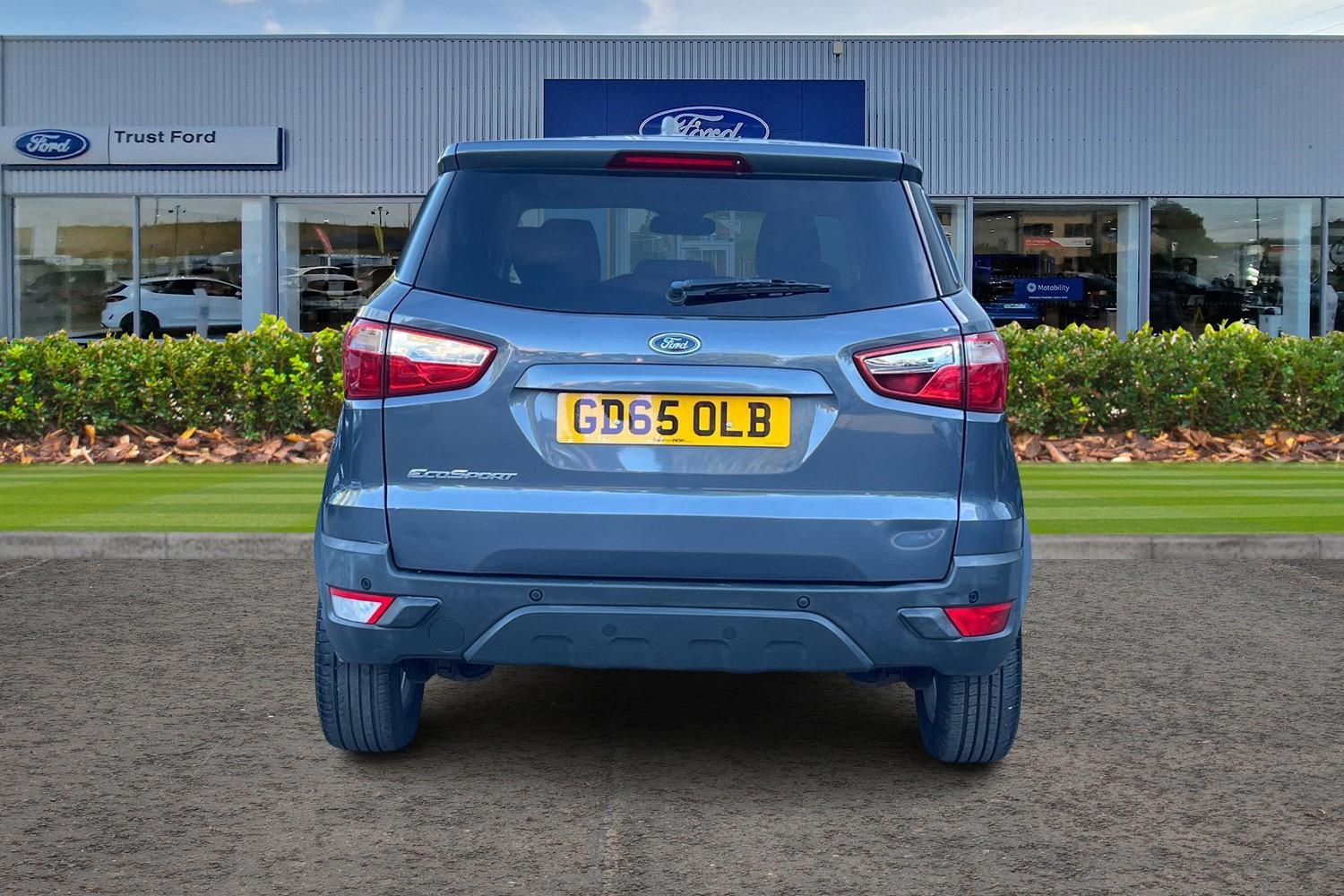 Ford ECOSPORT Photo 6