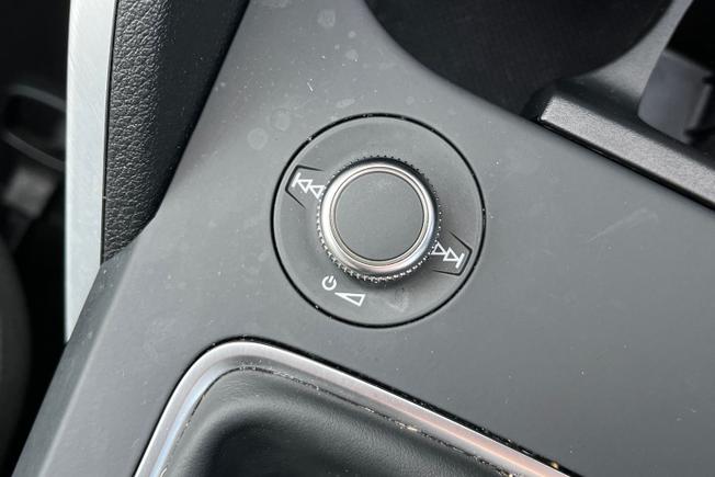 Audi Q2 Photo 30