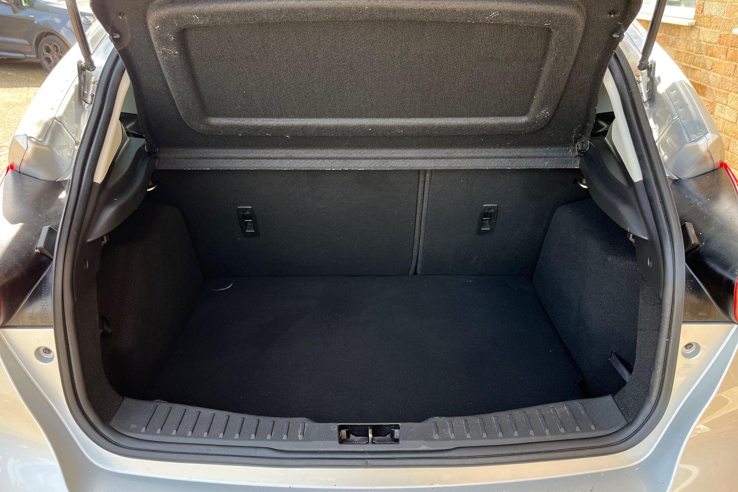Ford FOCUS Photo 20