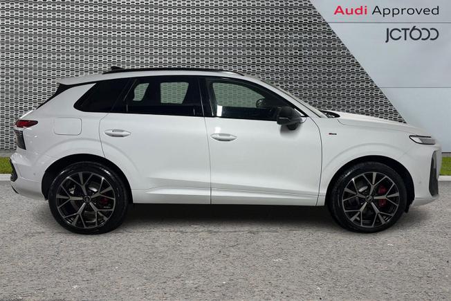 AUDI Q3 Photo 4