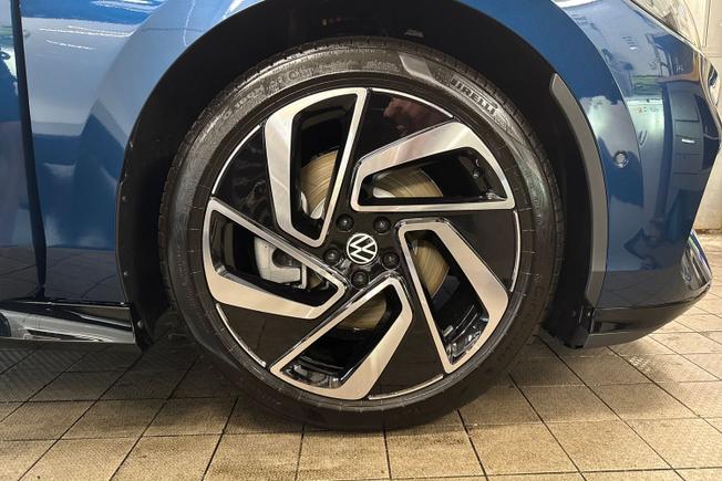 VOLKSWAGEN Id.7 Photo 5