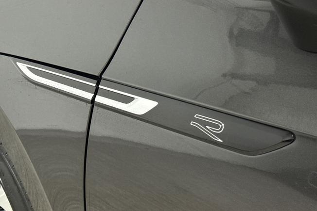 VOLKSWAGEN Arteon Photo 34