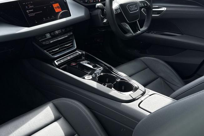 AUDI E-Tron Gt Photo 27