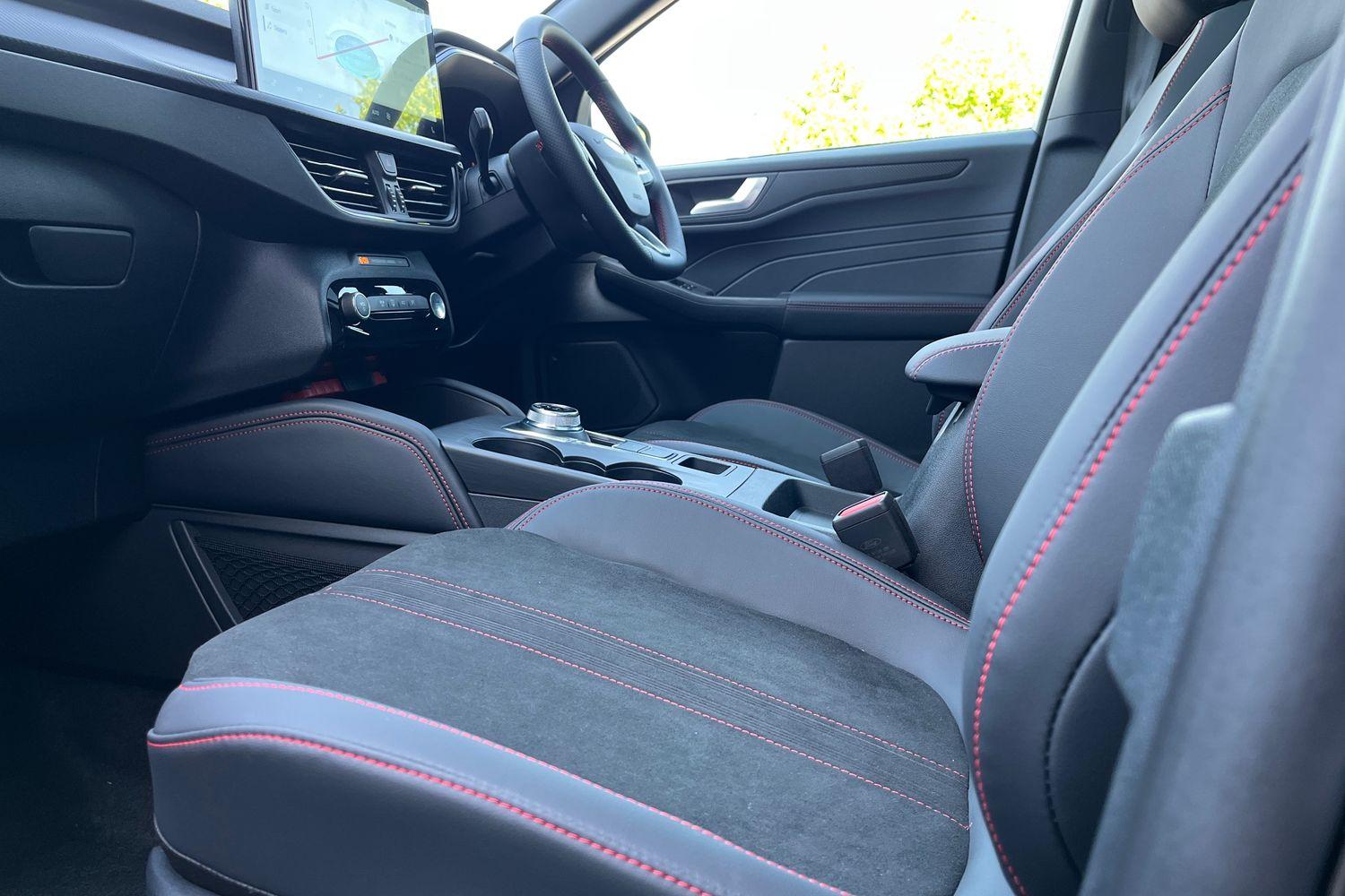 Ford KUGA Photo 17