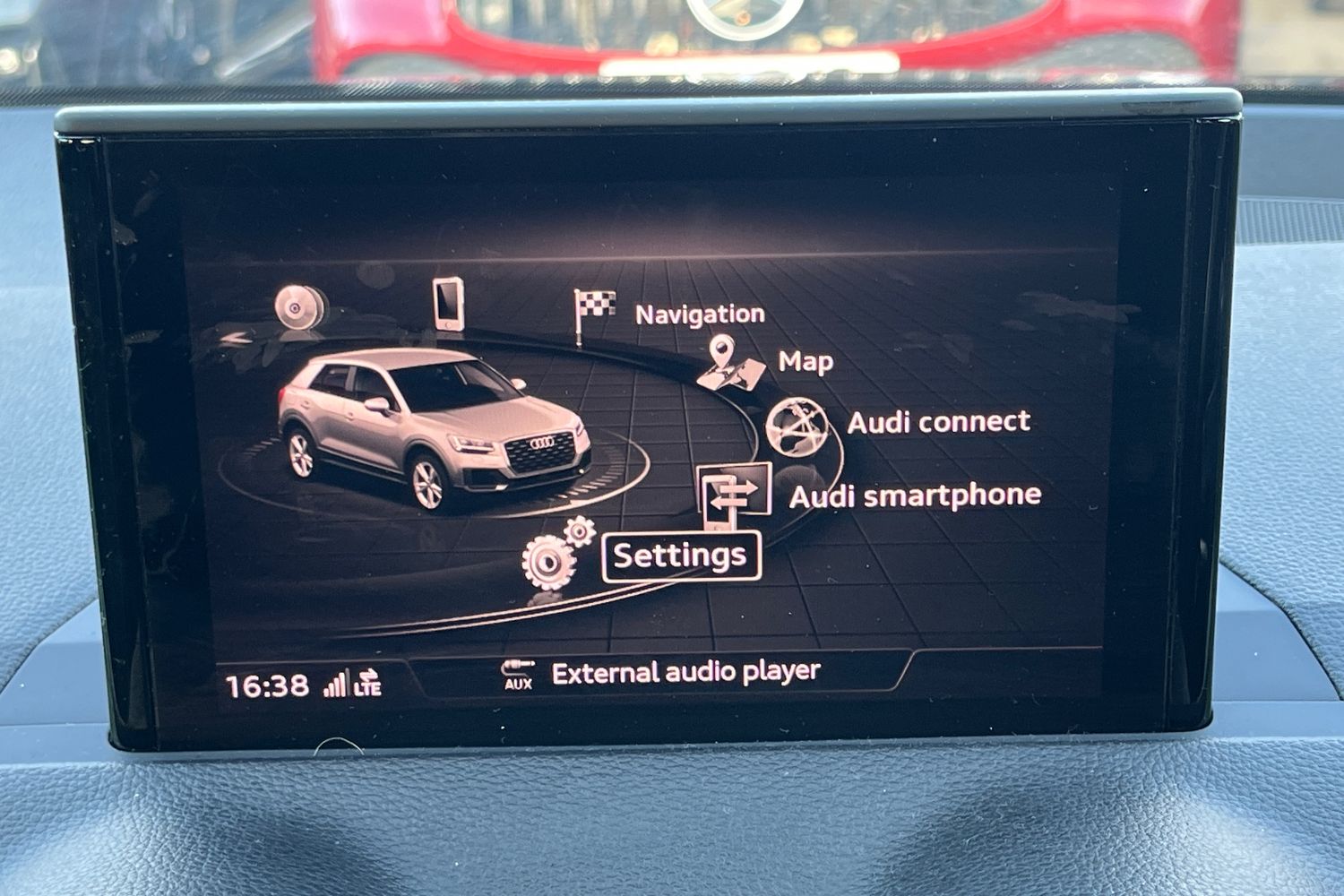 Audi Q2 Photo 33