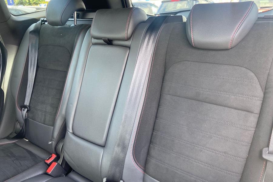 Ford Kuga Photo autoimg-61a7263e5e0d1fb1de601a5ea048c7bc97b109fc.jpg