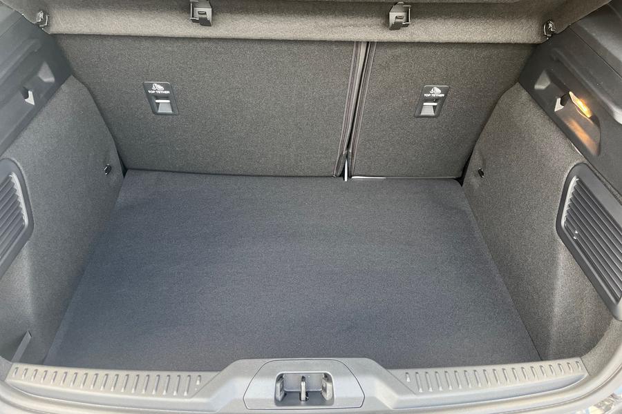 Ford FOCUS Photo autoimg-61aa47687f86cc0914b6b0624a44658a39fb32c7.jpg