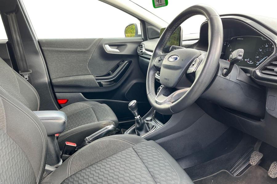 Ford Puma Photo autoimg-61ad7f14aee48e6d041bed5f3a67bd1e380758ba.jpg