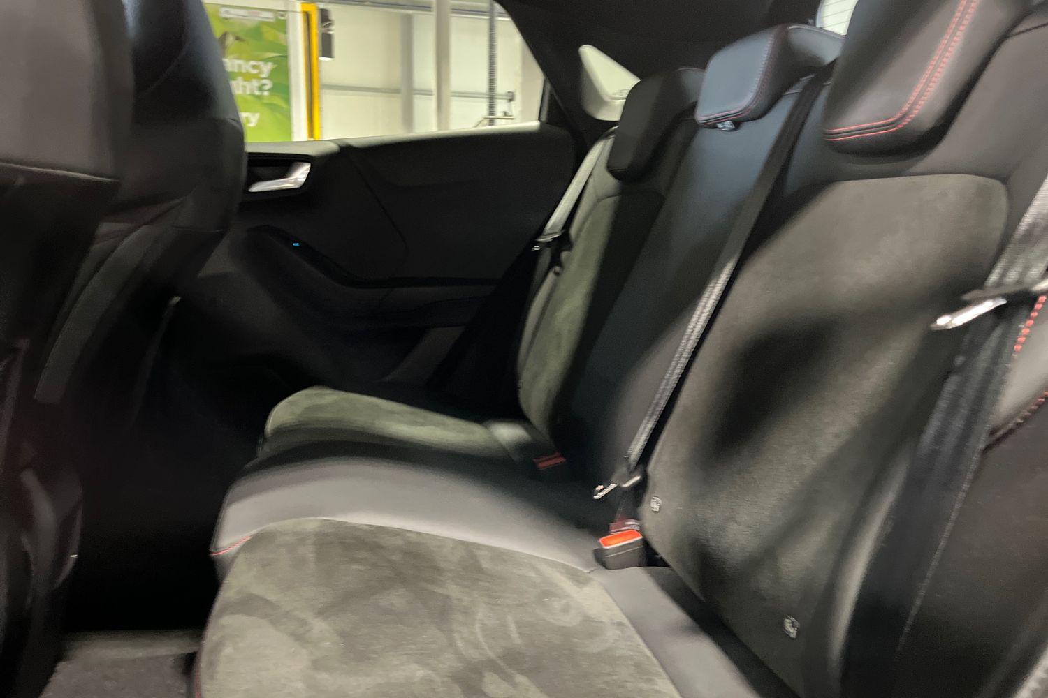 Ford PUMA Photo 19