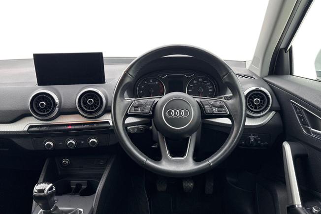 AUDI Q2 Photo 11
