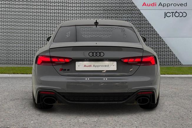 Audi RS5 Photo 7