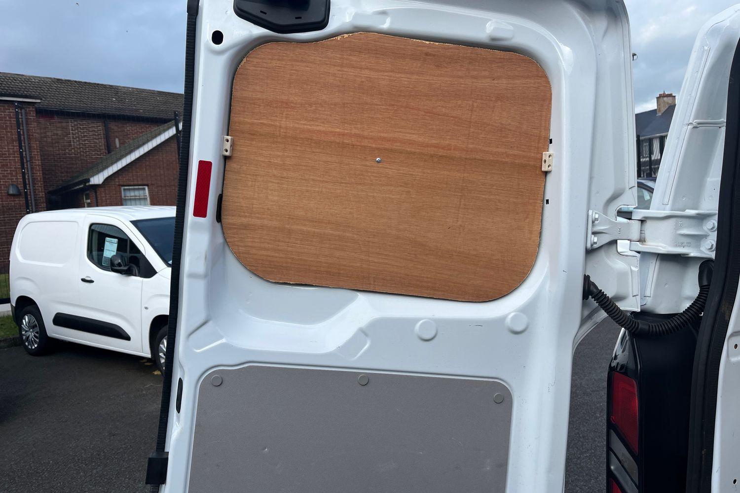 Ford TRANSIT CUSTOM Photo 38