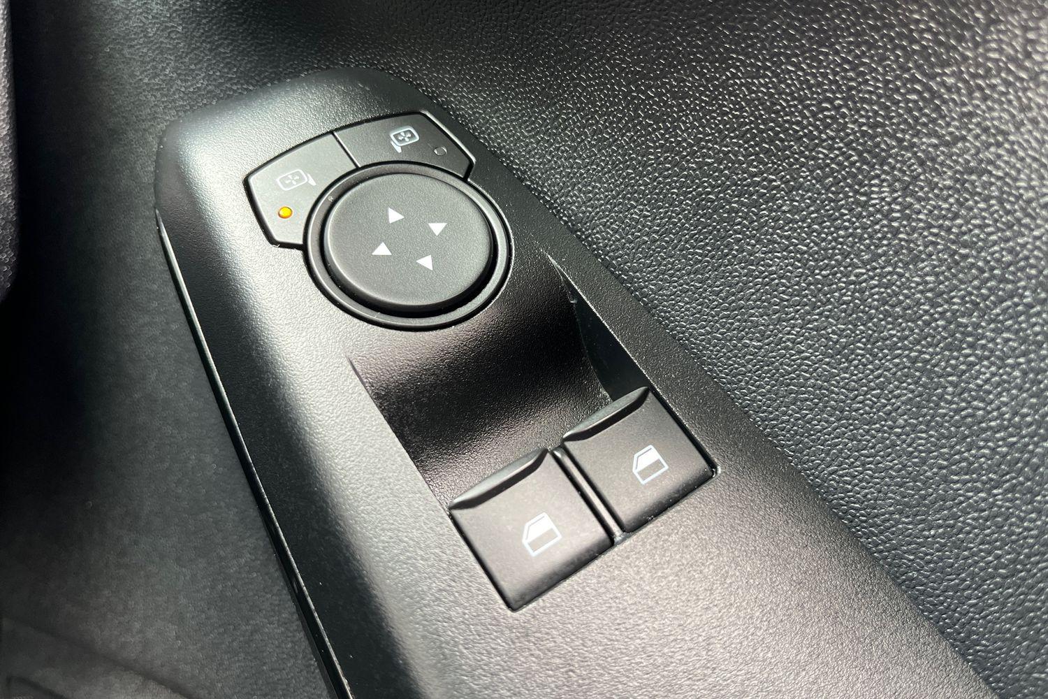 Ford FIESTA Photo 15