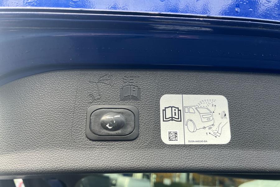 Ford KUGA Photo autoimg-61b6b1b93a8cb7eb50b8eb9763022405c23f286a.jpg