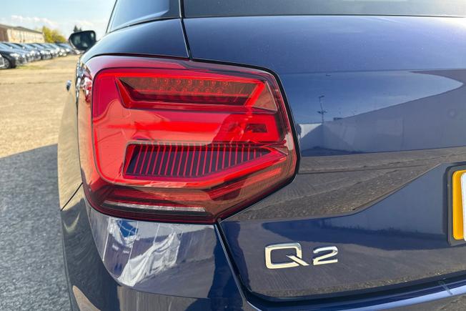 Audi Q2 Photo 44