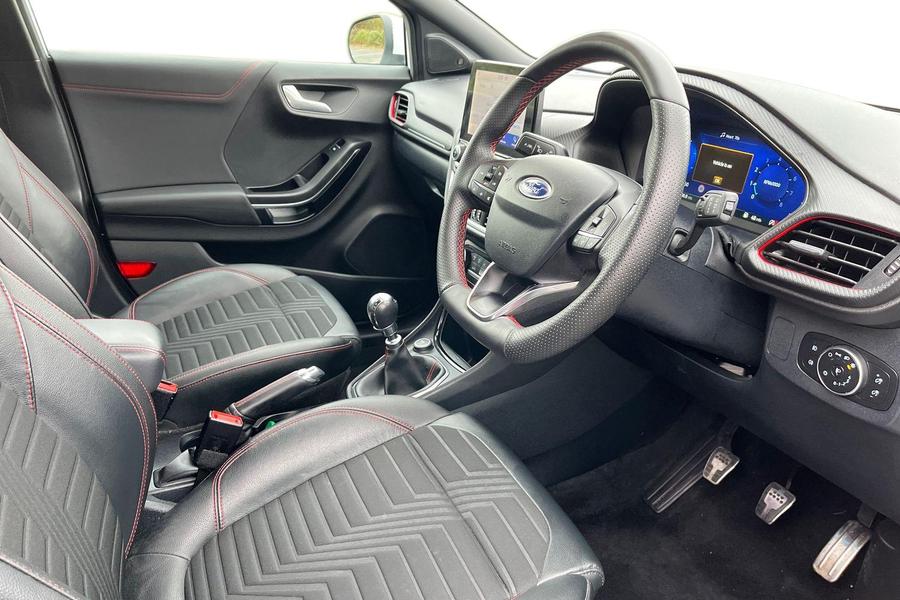 Ford PUMA Photo autoimg-61bf21255717a0d7be76ee7c2d06d07686707617.jpg