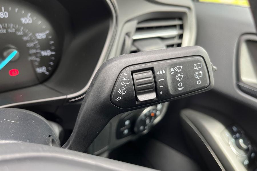 Ford FOCUS Photo autoimg-61c4cc8d3f342e2b03ac5a8f9e723eb610954627.jpg