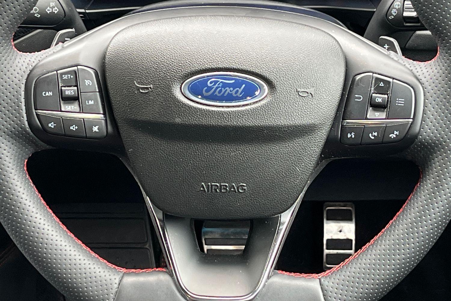 Ford Focus Photo 11
