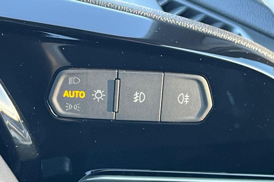 Used Ford TRANSIT CONNECT 8