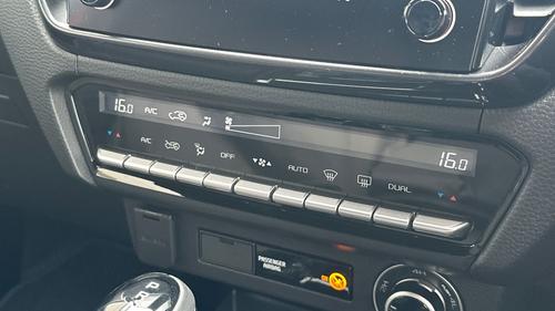 Isuzu D-MAX Photo autoimg-61c8077694785c404ecb14797544323c5e54b67a.jpg