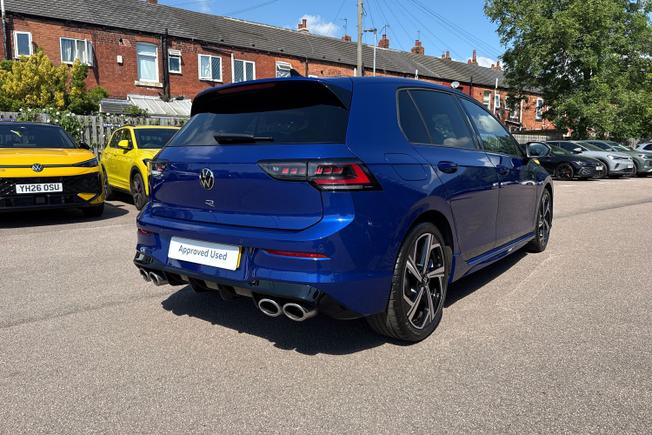 Volkswagen Golf Photo 24