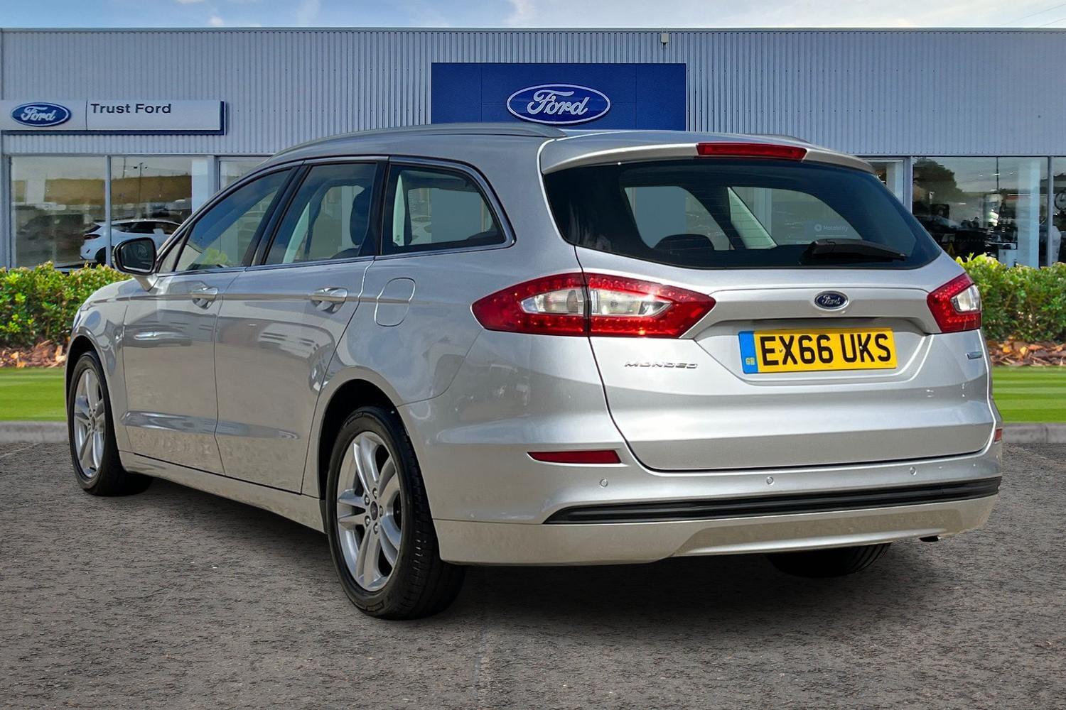 Ford MONDEO Photo 1