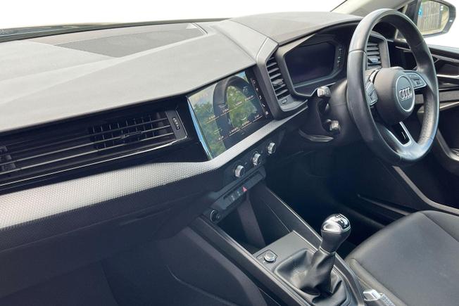 AUDI A1 Photo 2