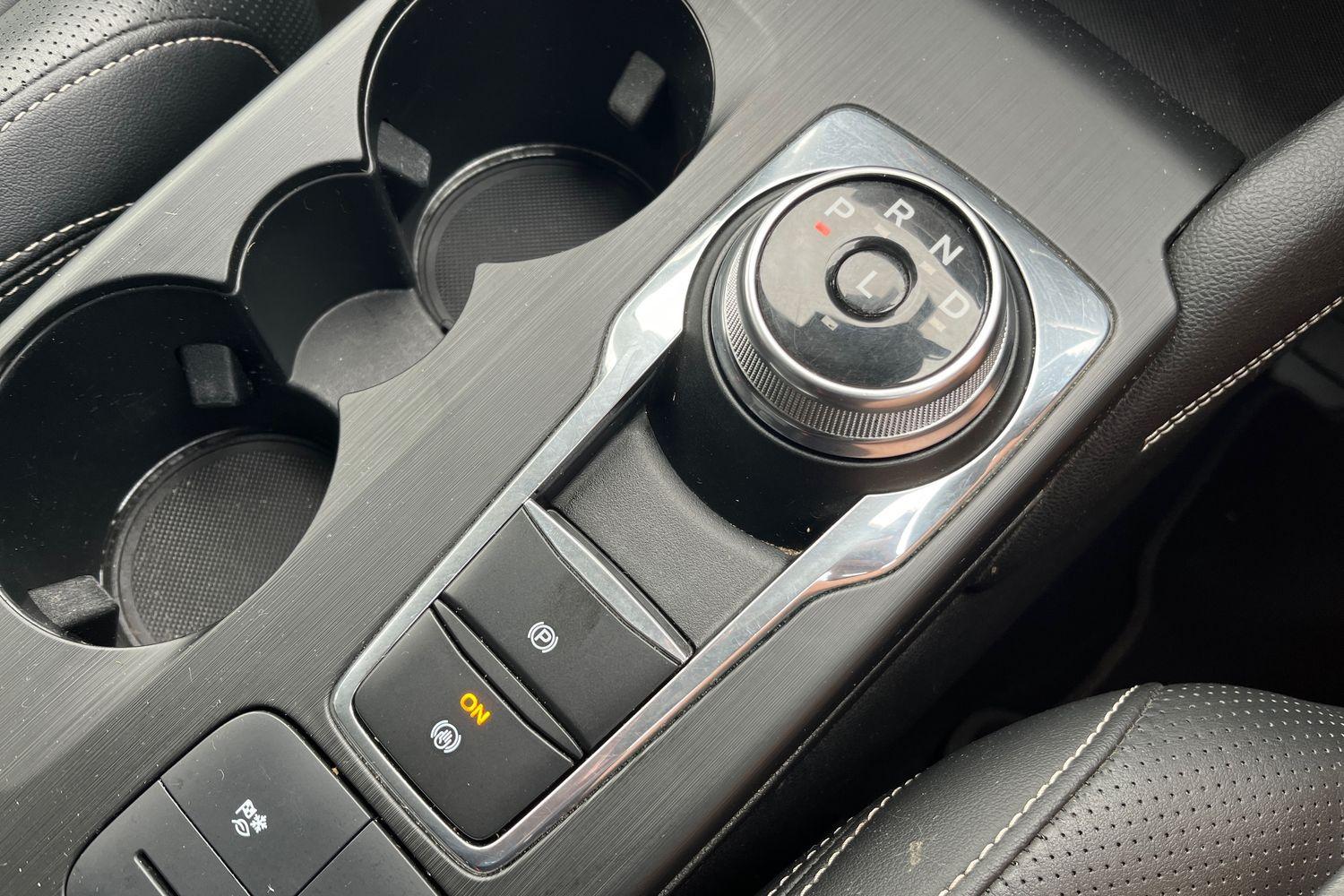 Ford KUGA Photo 37